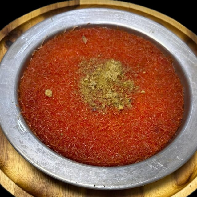 Knafeh (Sweet Cheese).